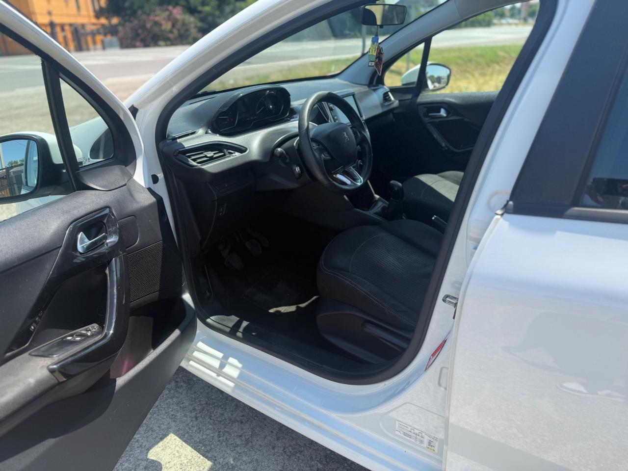 Peugeot 208 BlueHDi 75 S&S 5 porte Active