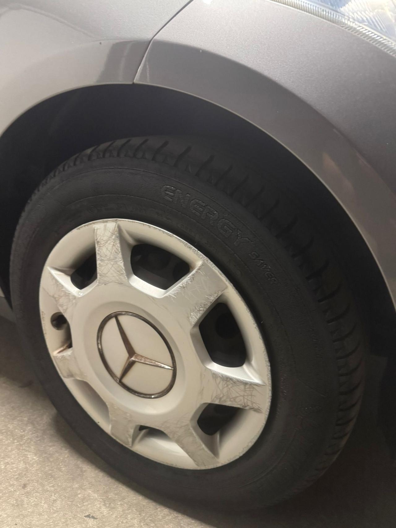 Mercedes-benz A 160 2011 euro 5