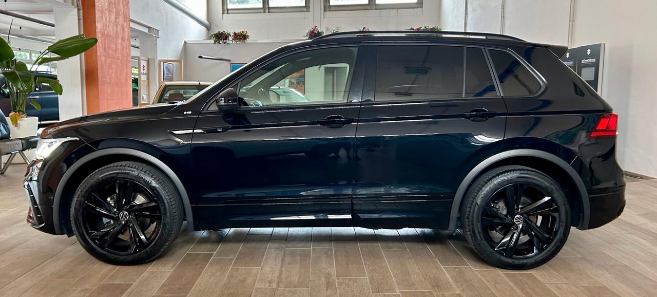Volkswagen Tiguan 2.0 TDI 150 CV SCR DSG R-Line
