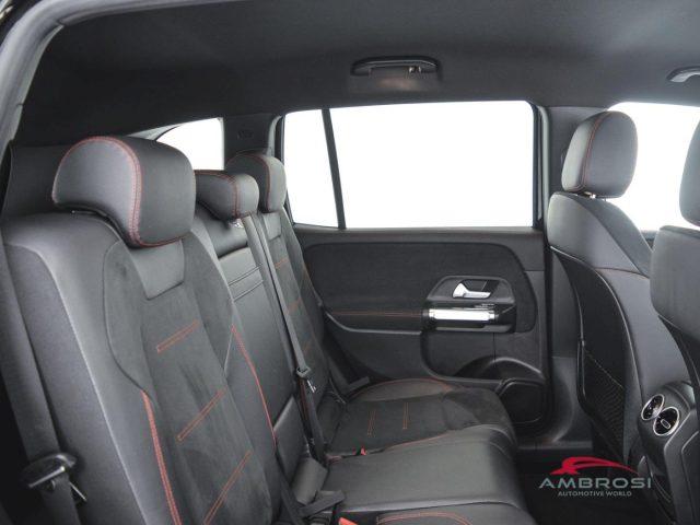 MERCEDES-BENZ GLB 180 d Automatic Premium