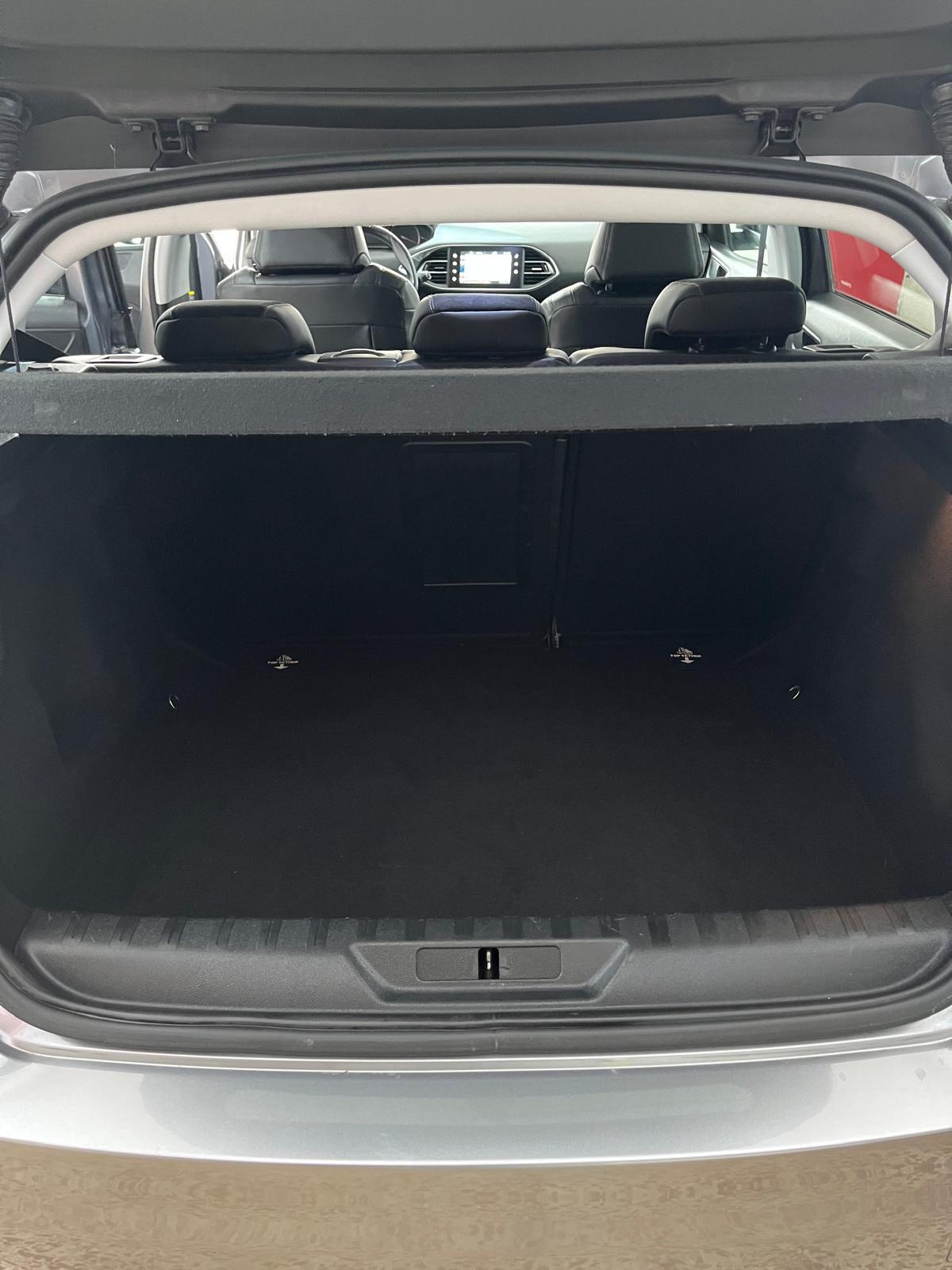 Peugeot 308 BlueHDi 120 S&S Allure