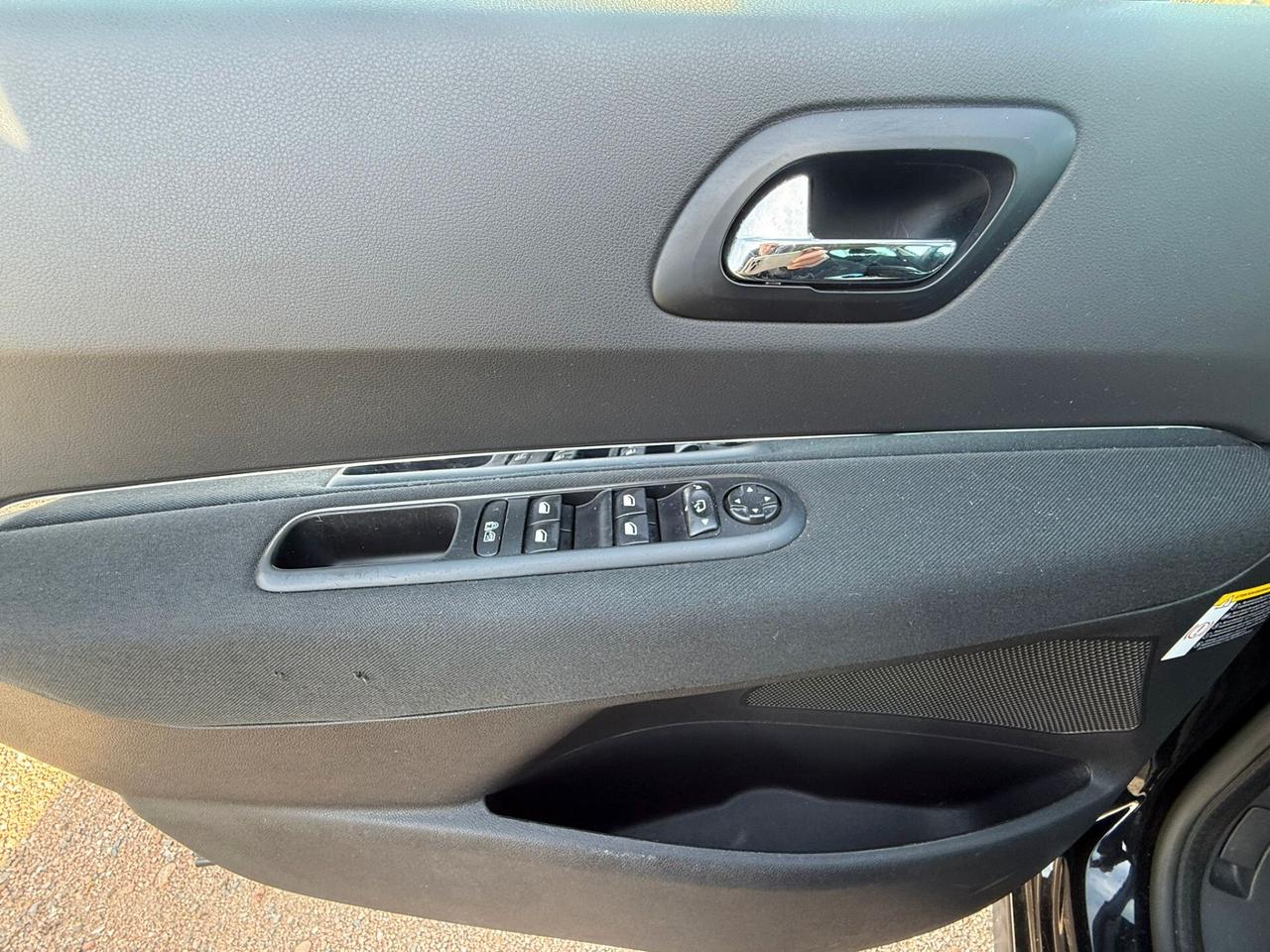 Peugeot 3008 1.6 HDi 115CV Active