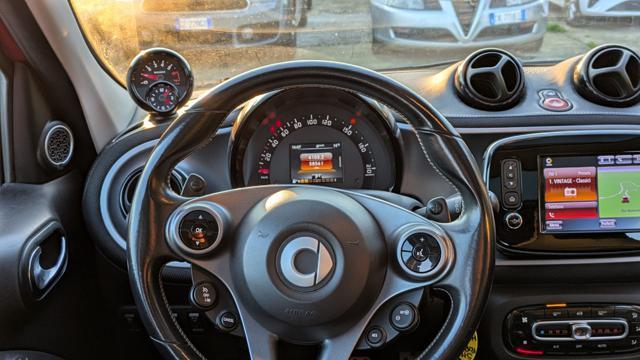 SMART ForFour BRABUS XCLUSIVE 0.9cc 109cv TELECAM TETTO PANORAMA