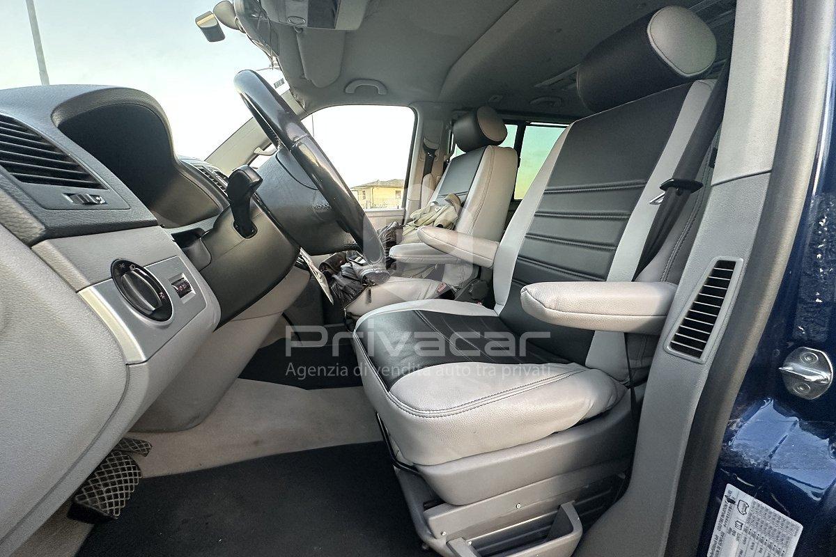 VOLKSWAGEN Multivan 2.5 TDI/174CV Tiptr.Highline