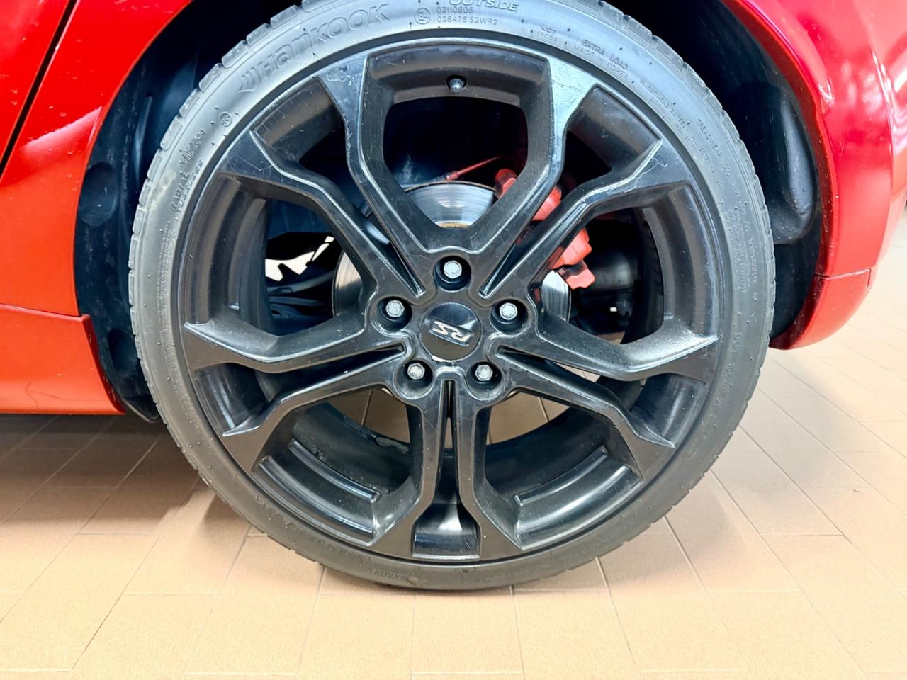 Renault Clio 1.600cc TB 200CV EDC R.S.