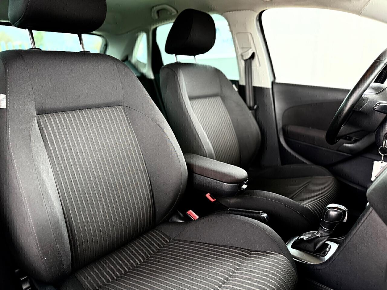 VW Polo 1.6 TDI 90CV AUTOMATICA DSG ANCHE NEOPATENTATI