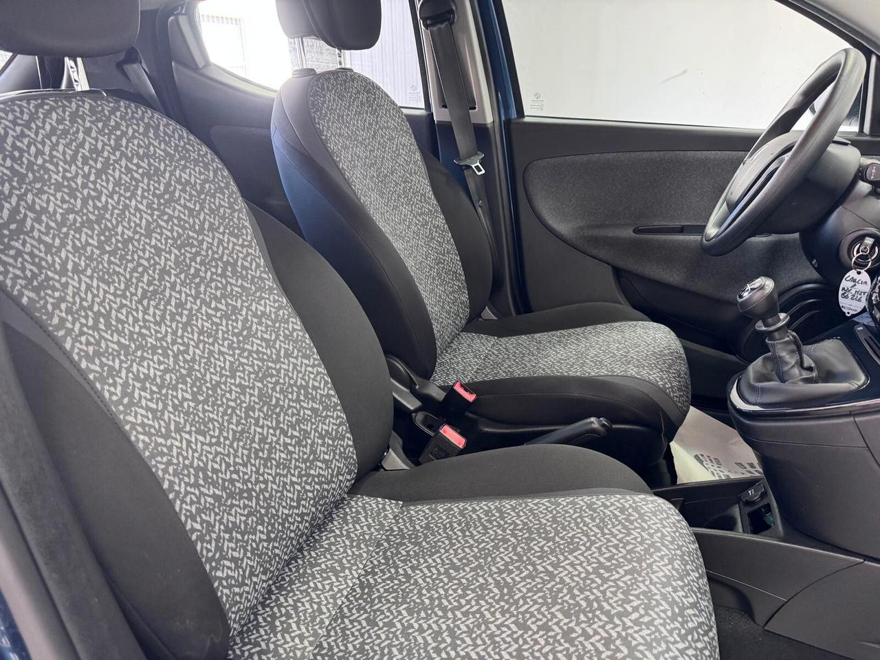 Lancia Ypsilon 1.0 FireFly 5 porte-NO VINCOLI