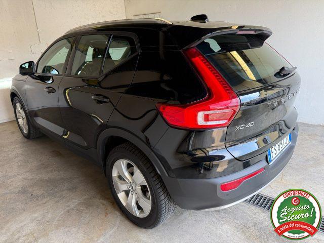 VOLVO XC40 D3 AWD Geartronic Momentum