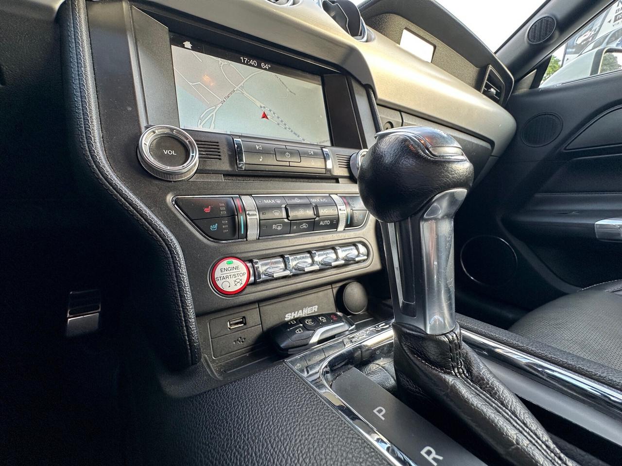 Ford Mustang Convertible 2.3 EcoBoost aut Gear Box