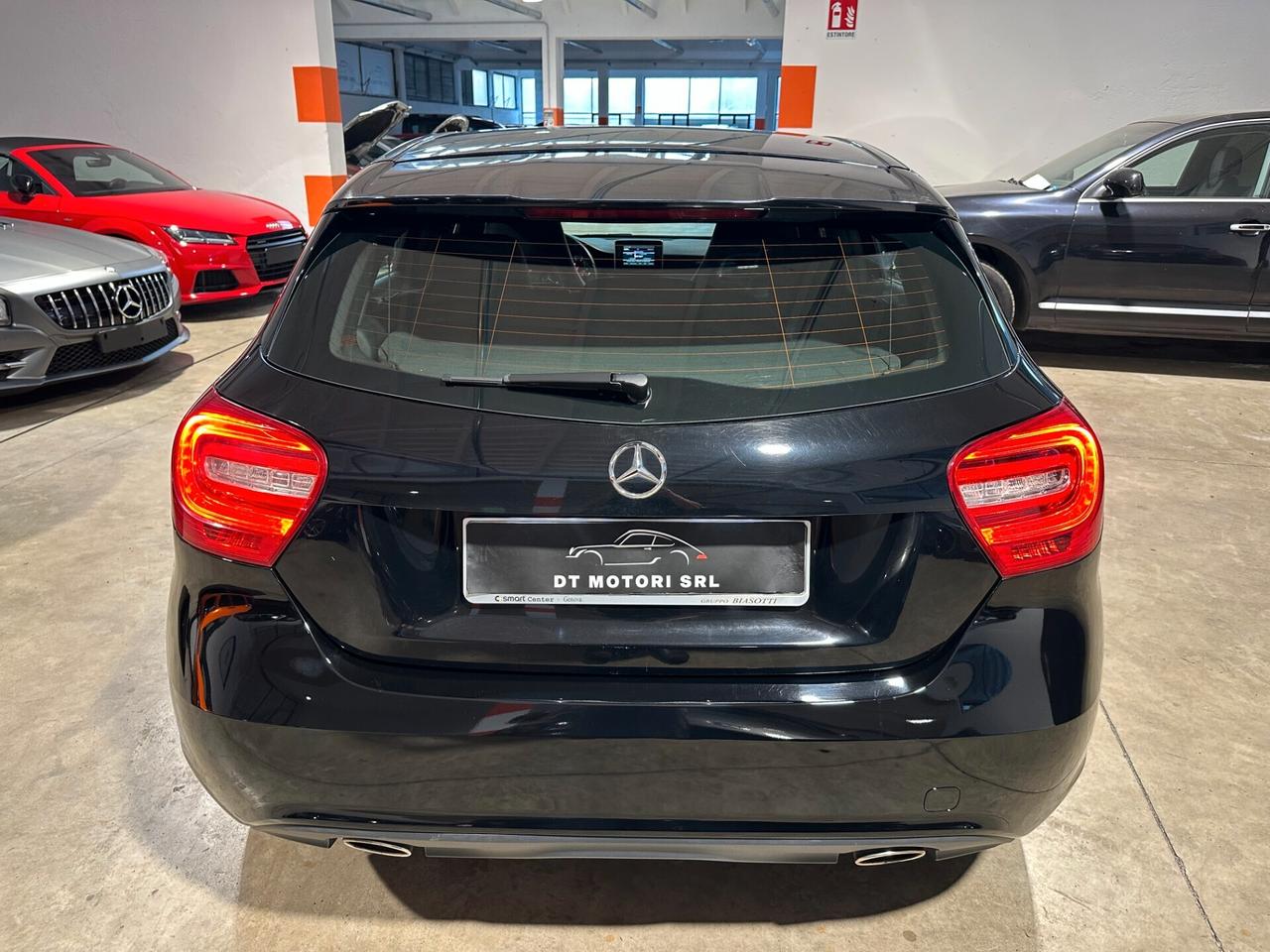 Mercedes-benz A 180 BlueEFFICIENCY Sport - UNICO PROP. CERCHI DA 19