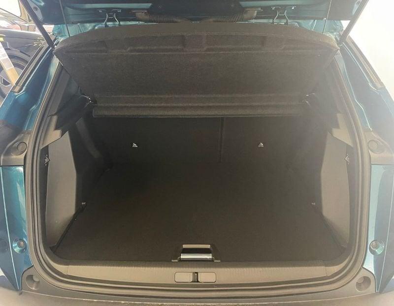 Peugeot 2008 2008 PureTech 100 S&S Allure