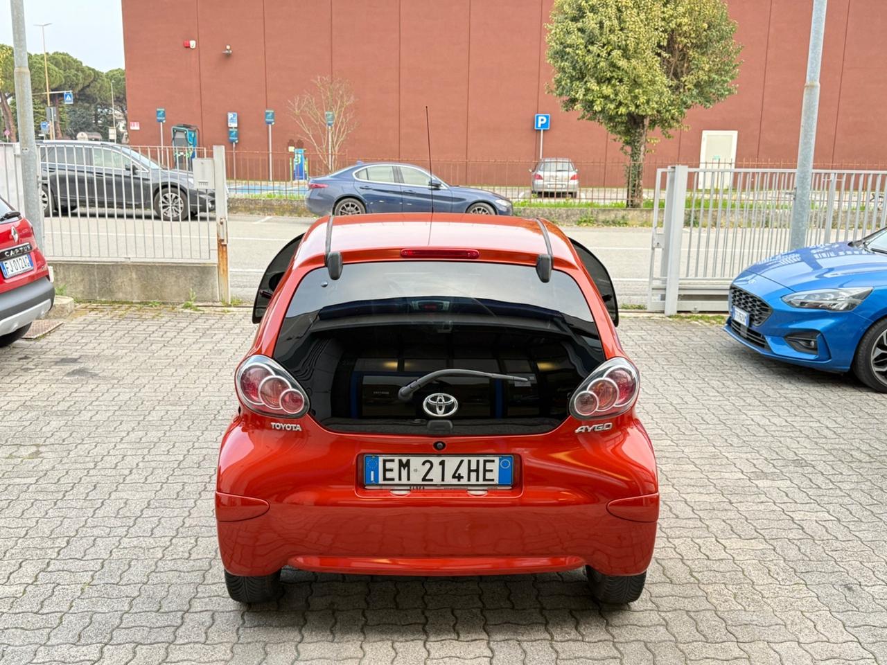 Toyota Aygo 1.0 12V VVT-i 5 porte Tobasco