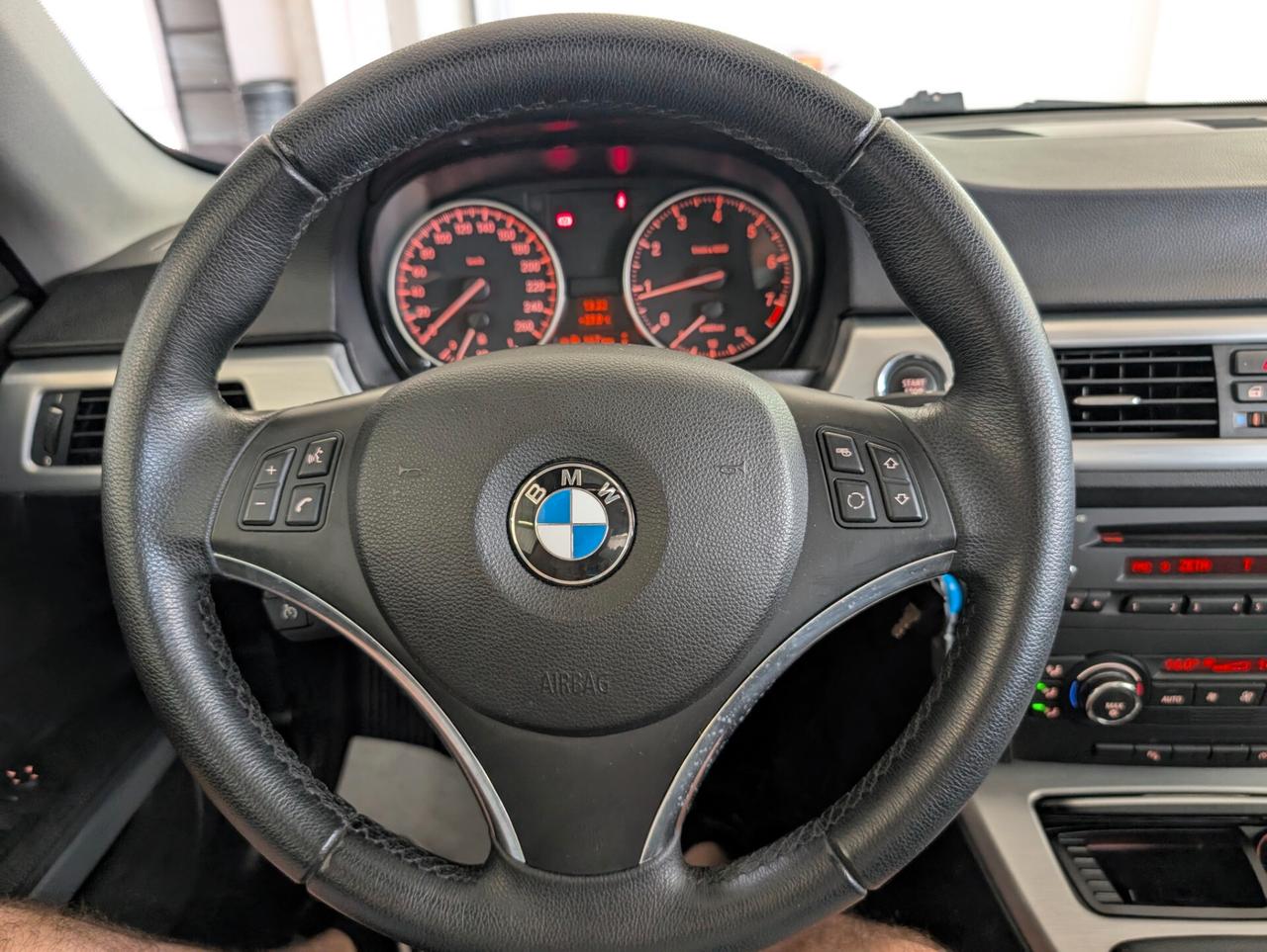 Bmw 320i cat Attiva