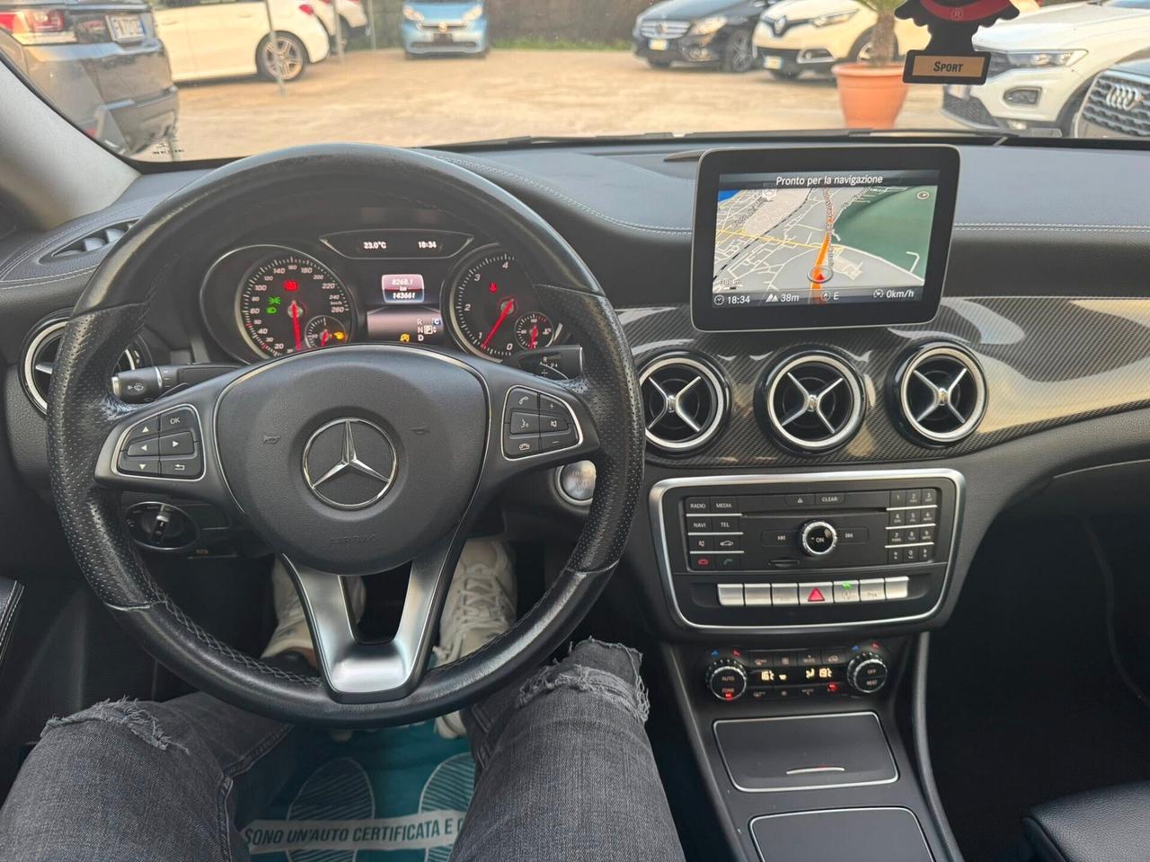 Mercedes-benz CLA 200 d Automatic Premium