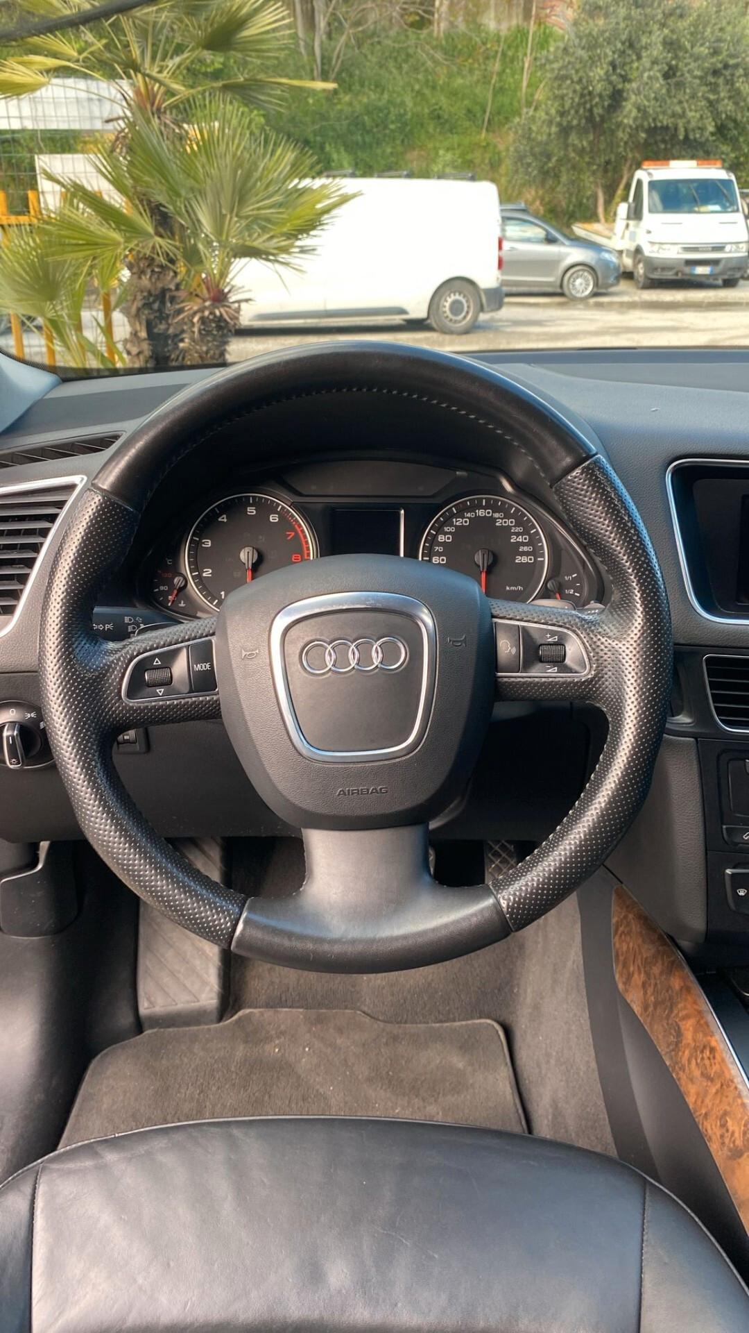 Audi Q5 3.2 V6 FSI quattro S tronic Adv. Plus