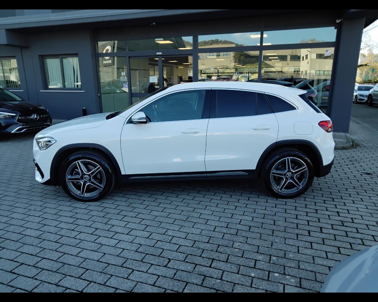 Mercedes-Benz GLA-H247 2020 - GLA 250 e phev (eq-power) Premium auto