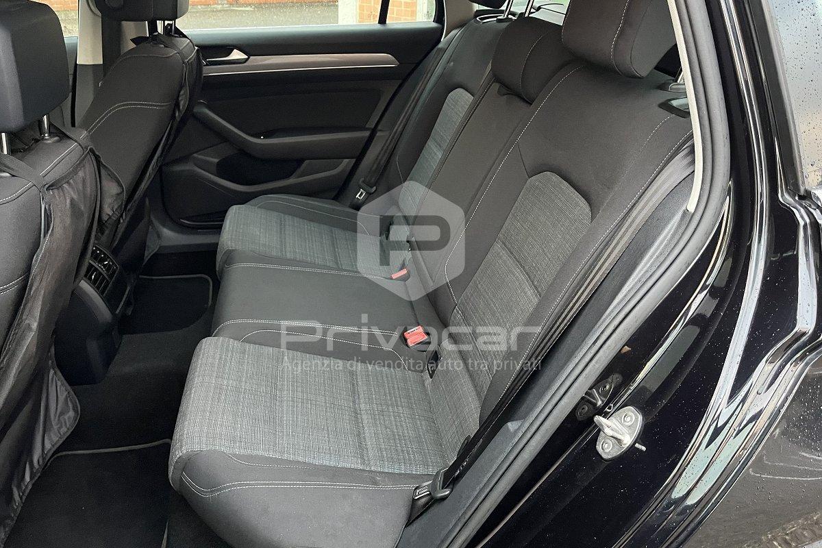 VOLKSWAGEN Passat Variant 2.0 TDI SCR 122 CV EVO DSG Business