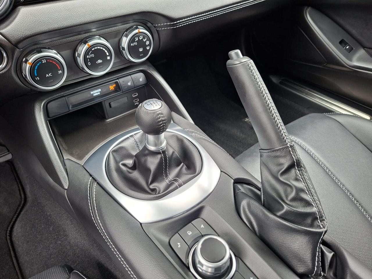 Mazda MX-5 1.5L Skyactiv-G Exclusive-Line