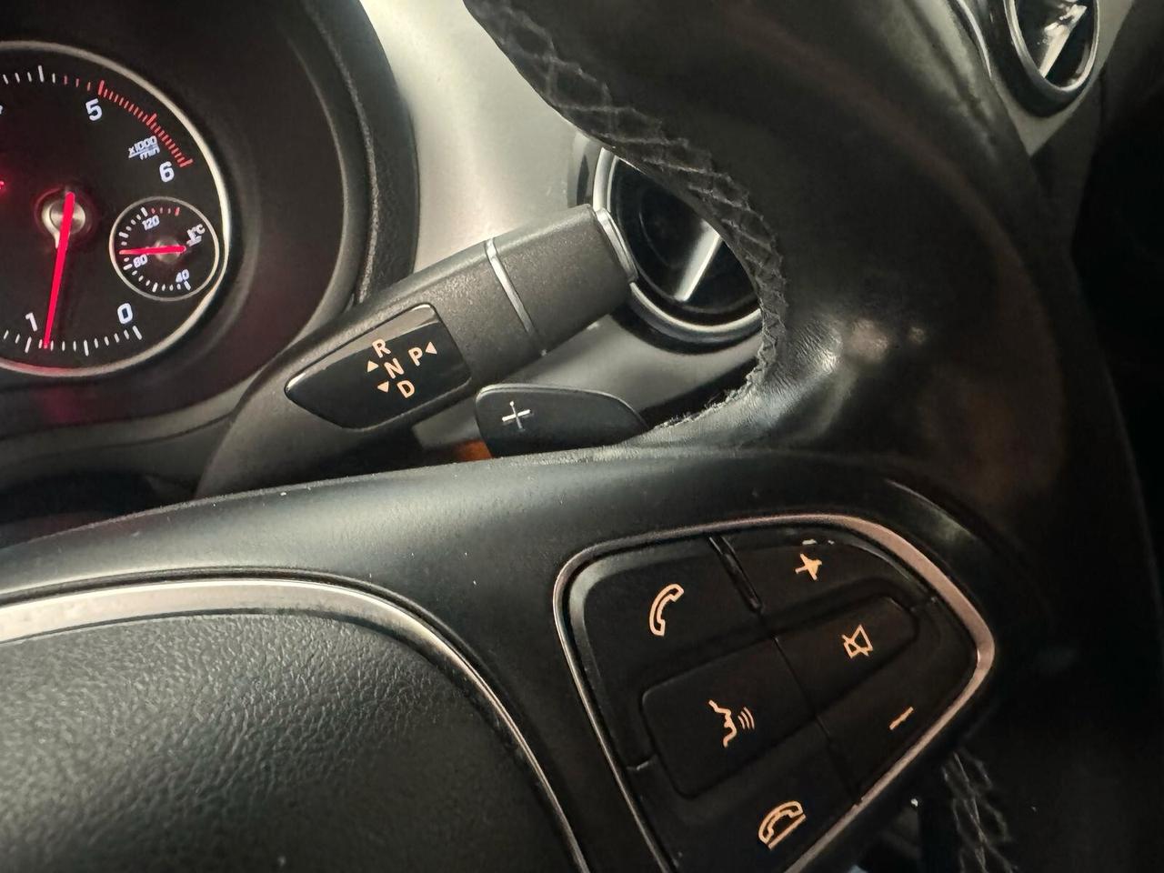 Mercedes-benz B 180 B 180 d Automatic Premium