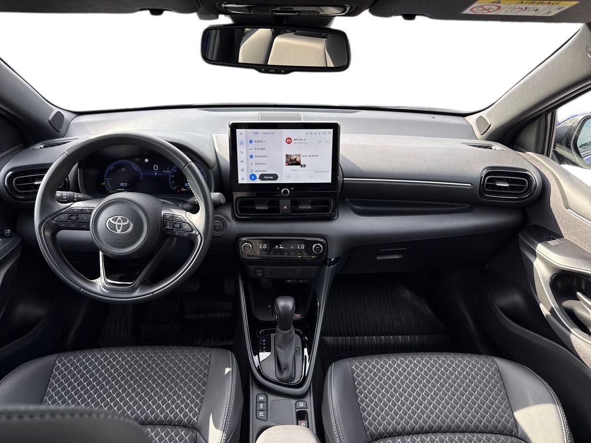 TOYOTA Yaris IV 2020 - Yaris 1.5h 130 Lounge