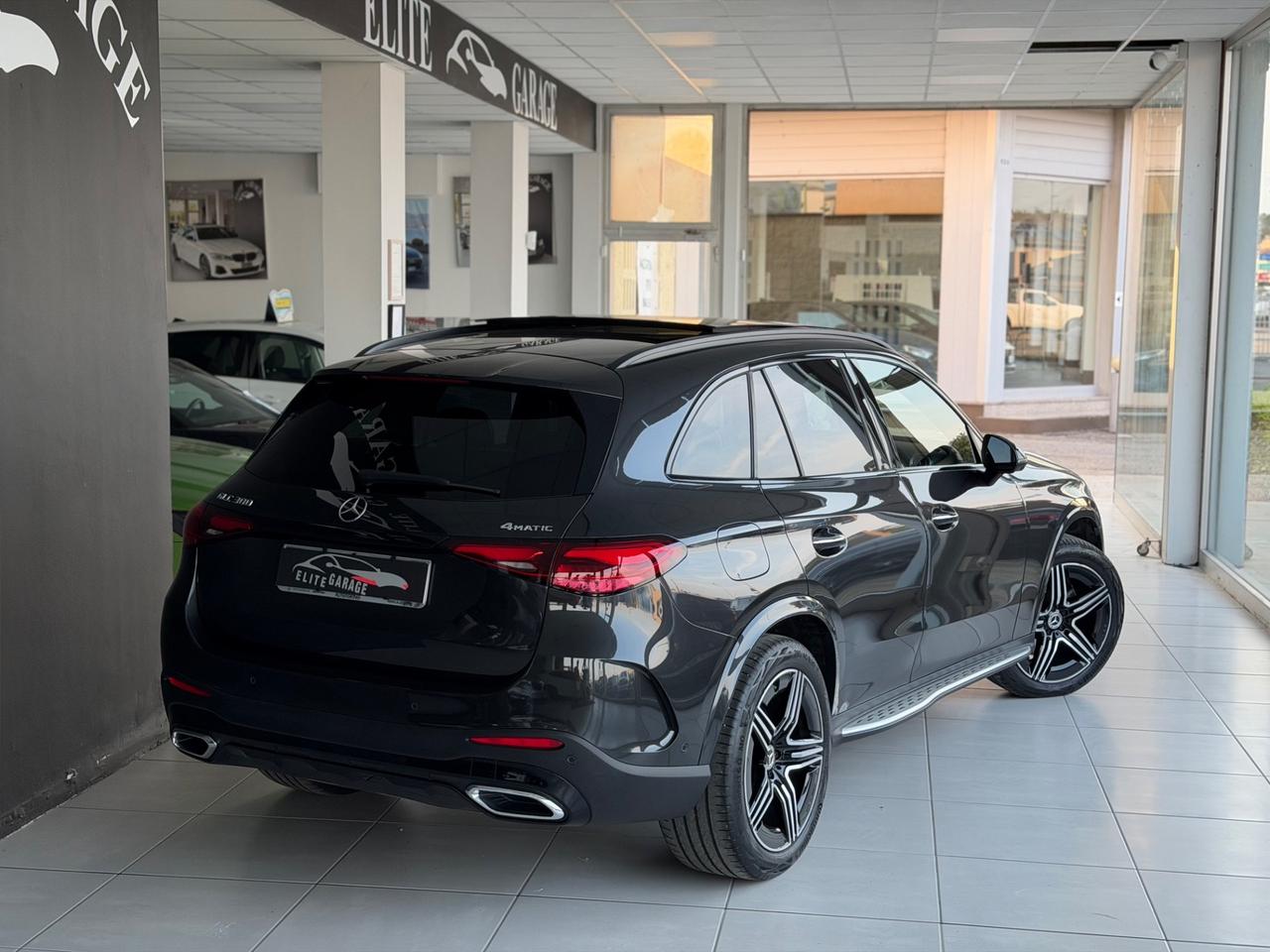 M.B GLC 300 4Matic Mild Hybrid AMG Line Premium Plus