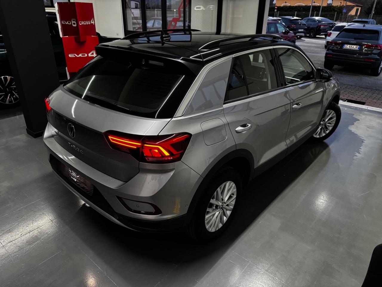 VOLKSWAGEN T-ROC 2.0 TDI 150CV LIFE - 2022