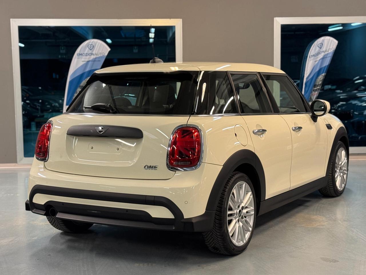 MINI One 5p 1.5 YOURS 102cv NEOPATENTATI - PELLE/STOFFA