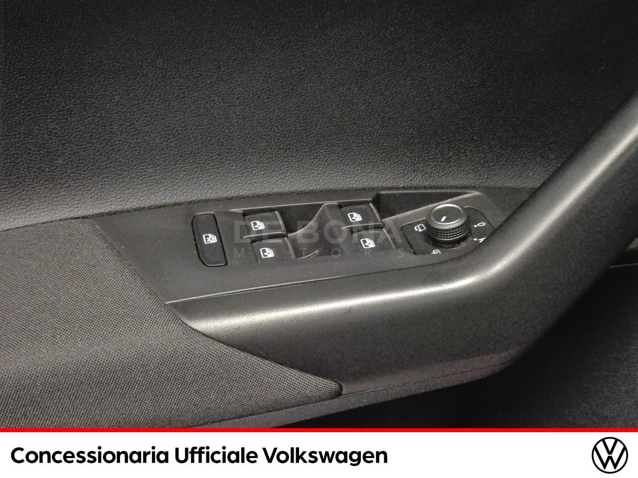 Volkswagen Taigo 1.0 tsi r-line 110cv