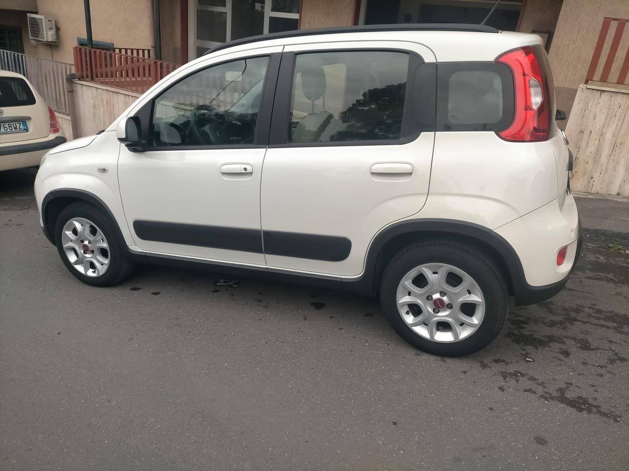Fiat Panda 0.9 TwinAir Turbo Natural Power Trekking