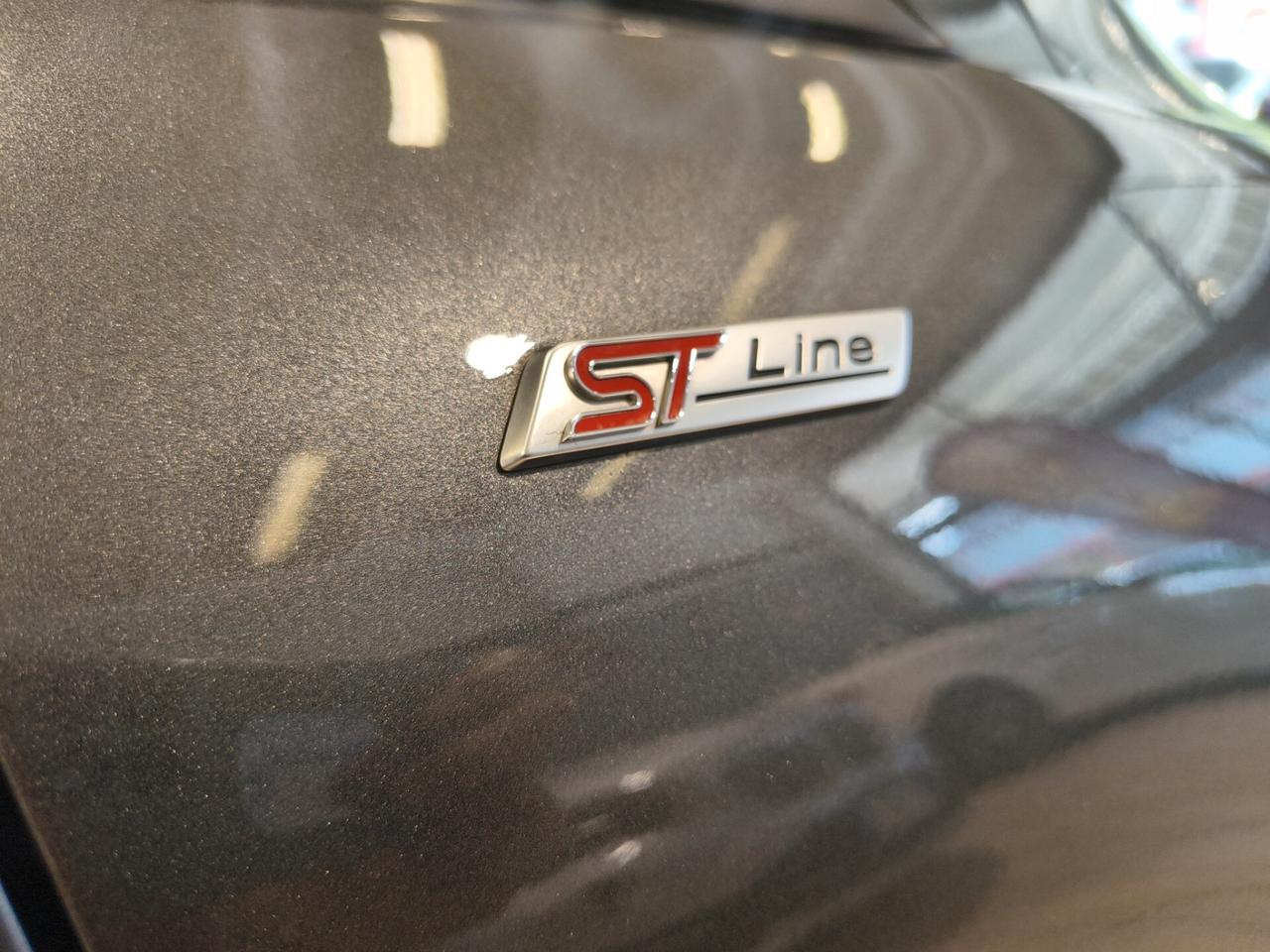 Ford Fiesta 1.0 Ecoboost 100 CV 5 porte ST-Line