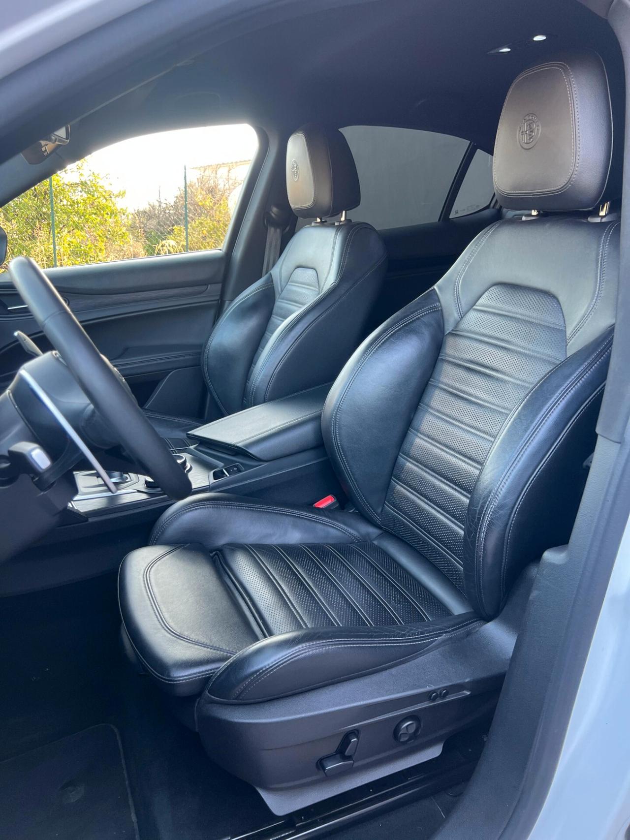 Alfa Romeo Stelvio 2.2 Turbodiesel 210 CV AT8 Q4 Executive