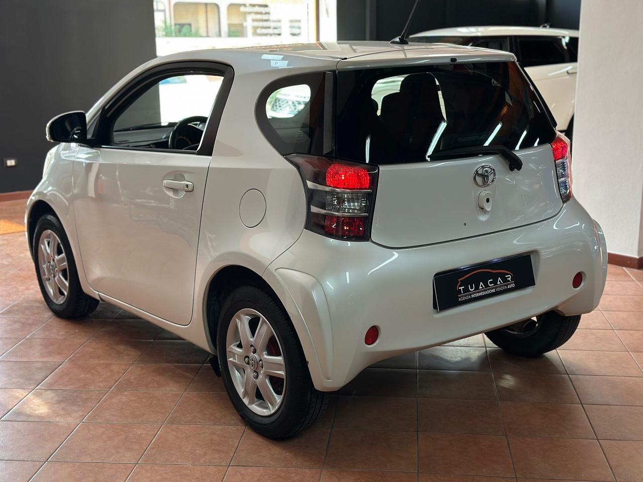 Toyota iQ 1.0 #12013