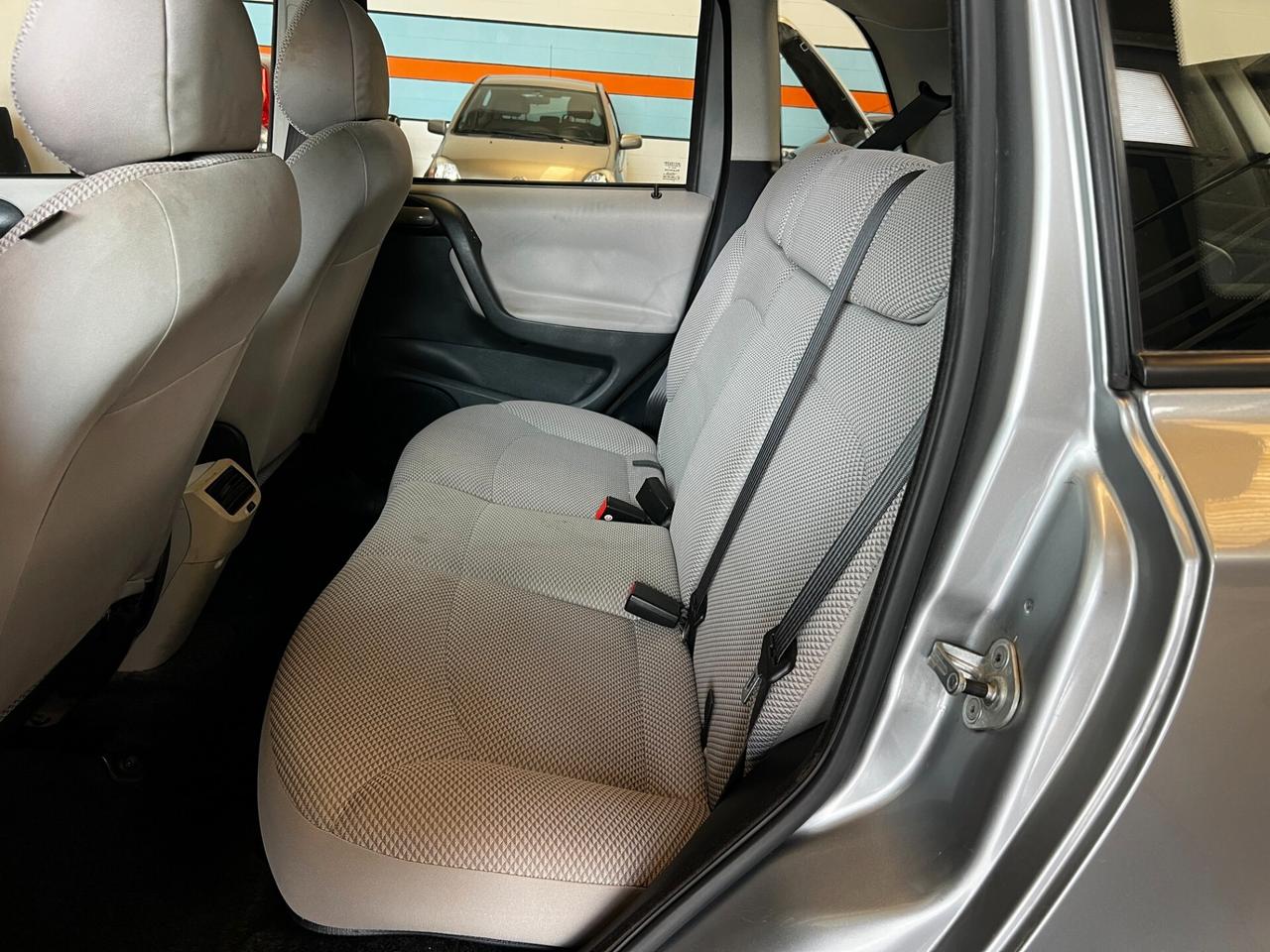 Fiat Stilo 1.4i 16V 5 porte Actual Euro4 adatta a neopatentati