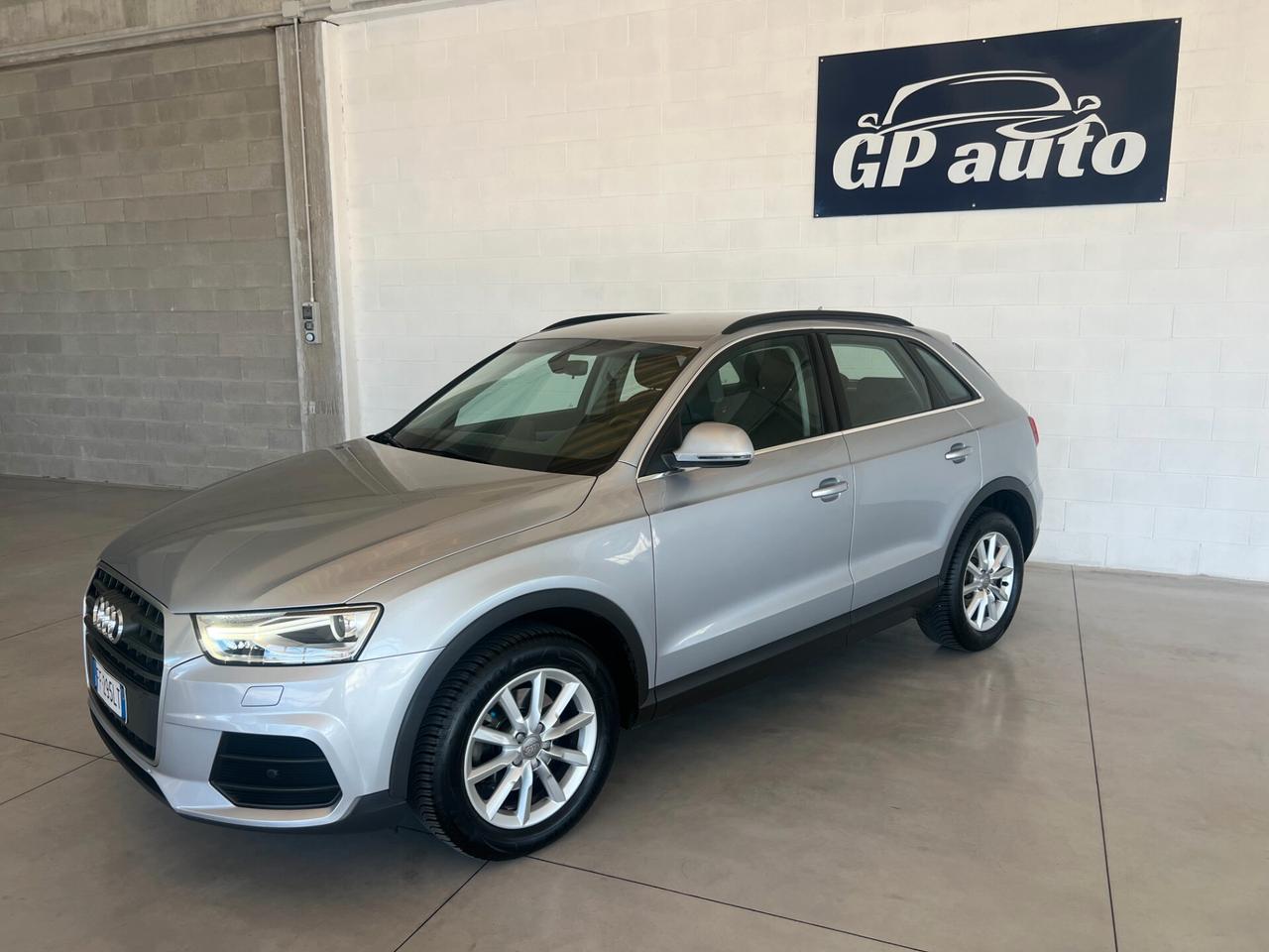 Audi Q3 2.0 TDI 120 CV Business ok neopatentati unico proprietario km 117.590