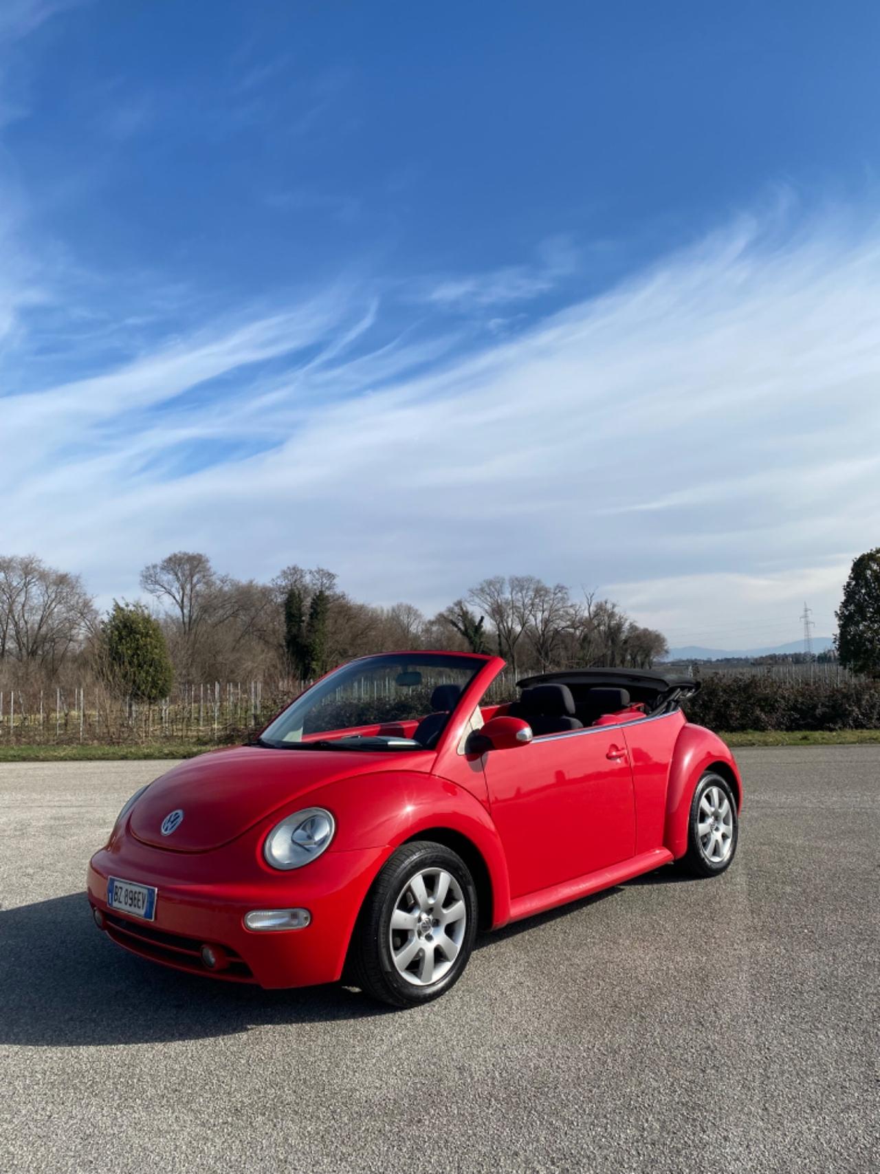 Volkswagen New Beetle 1.6 Cabrio