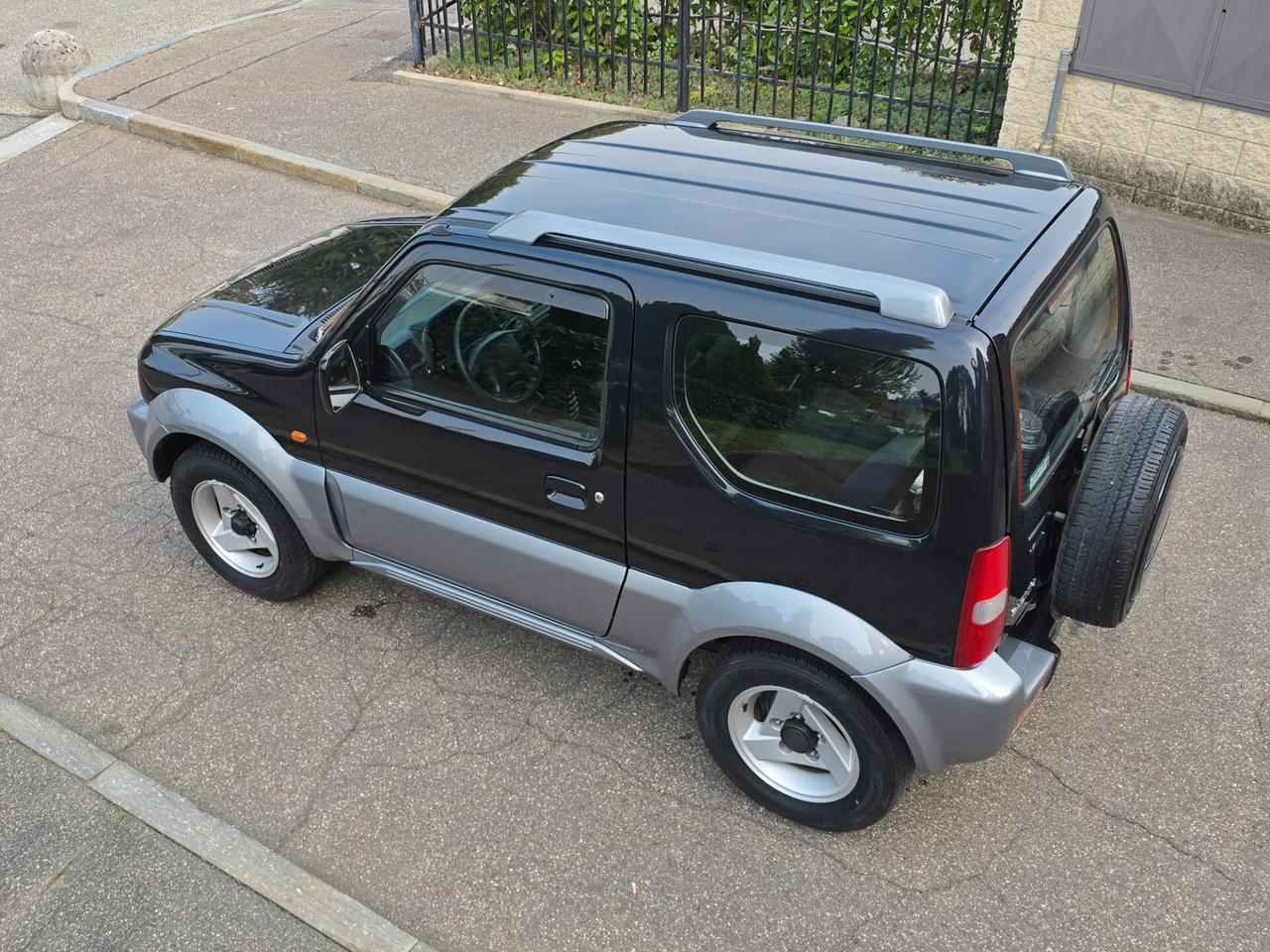 SUZUKI Jimny 1.3 16v JLX Special 4wd GPL