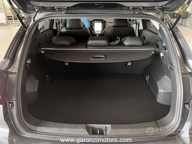 Subaru Crosstrek 2.0i e-Boxer MHEV CVT Linear...