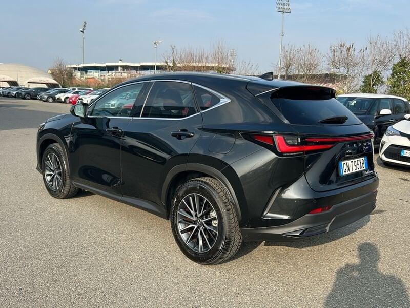 Lexus NX Hybrid Premium+ 4WD