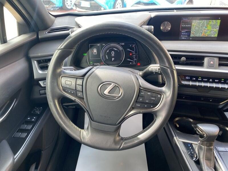 Lexus UX Hybrid 4WD Premium