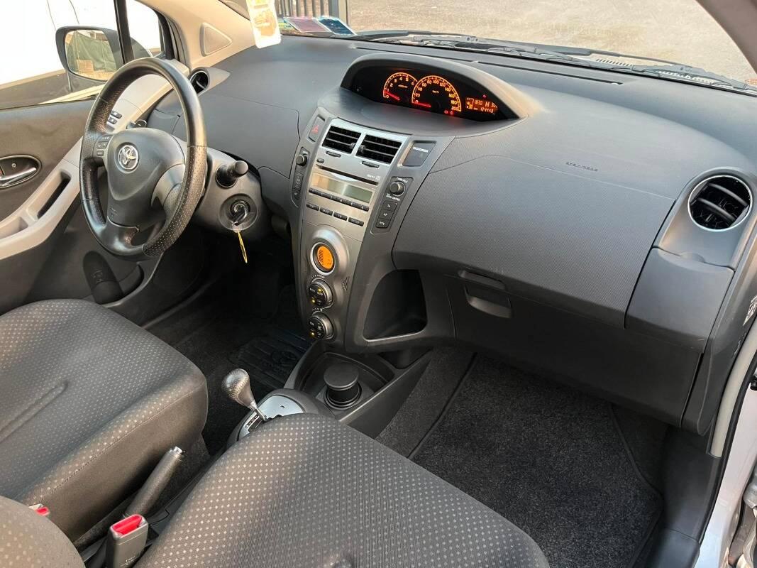 Toyota Yaris 1.4 d-4d Sol c vsc+trc 5p m-mt