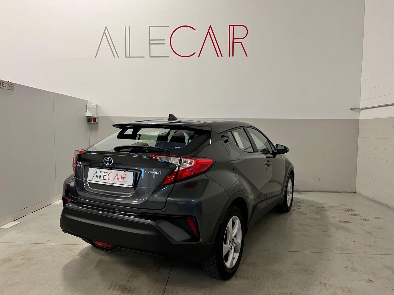 Toyota C-HR 1.8 Hybrid E-CVT Style