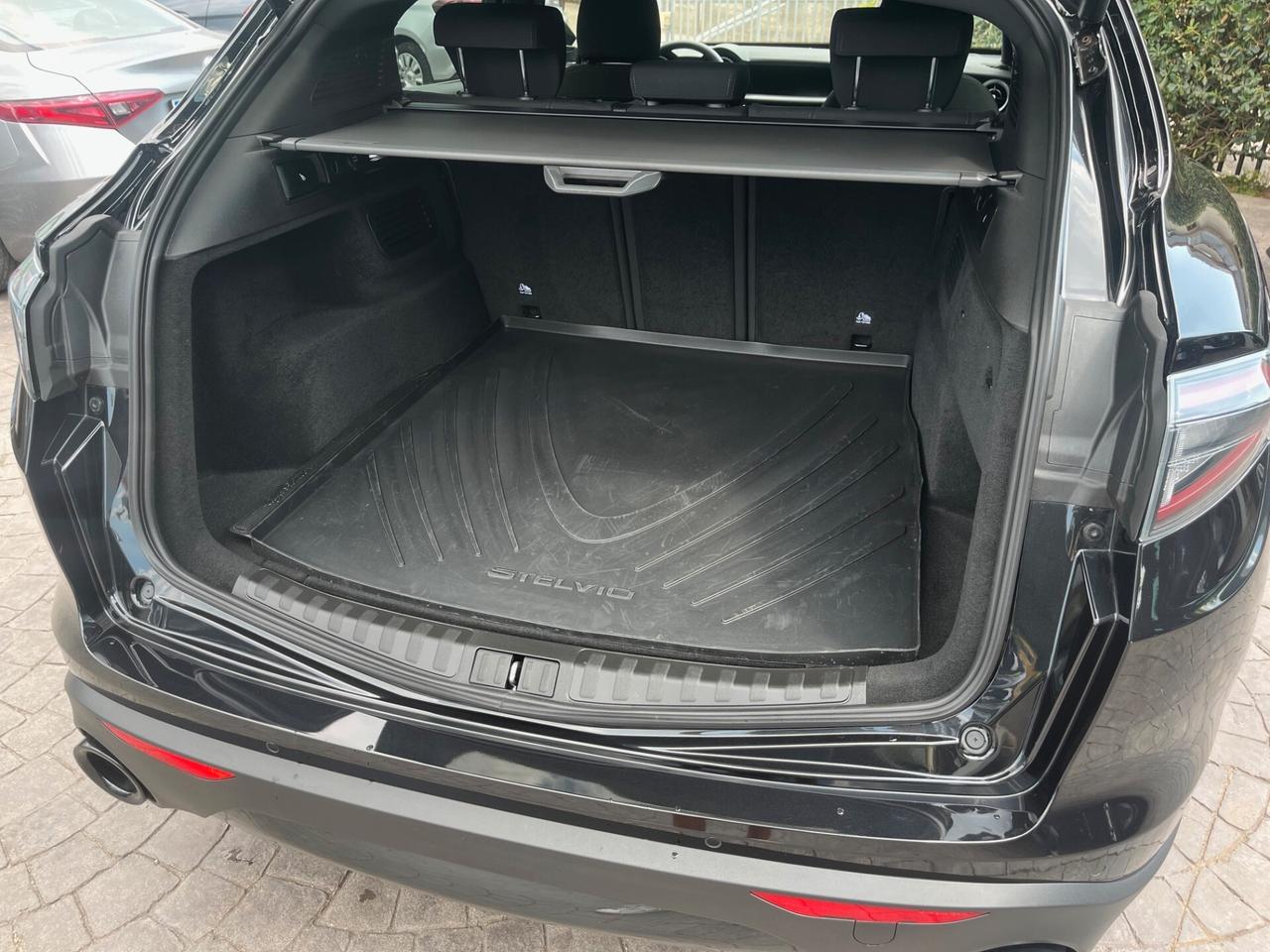 Alfa Romeo Stelvio 2.2 d 210 CV AT8 Q4 Sprint