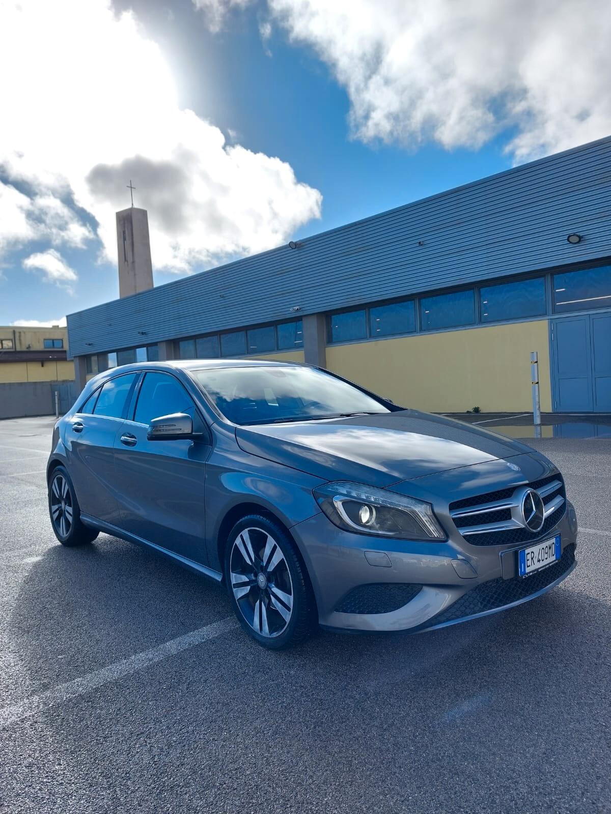 Mercedes-benz A 200 A 200 CDI Automatic Premium