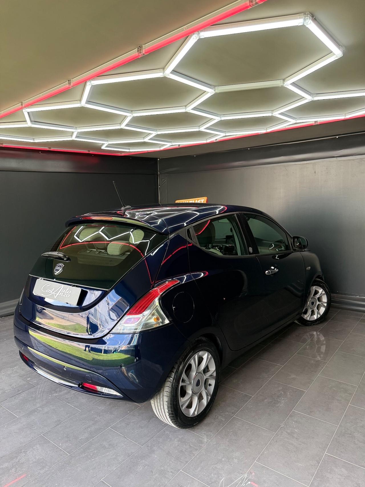 Lancia Ypsilon 1.3 Multijet 95cv 11/2015 Full Optional