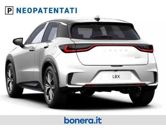 Lexus LBX 1.5 Hybrid Emotion 2WD