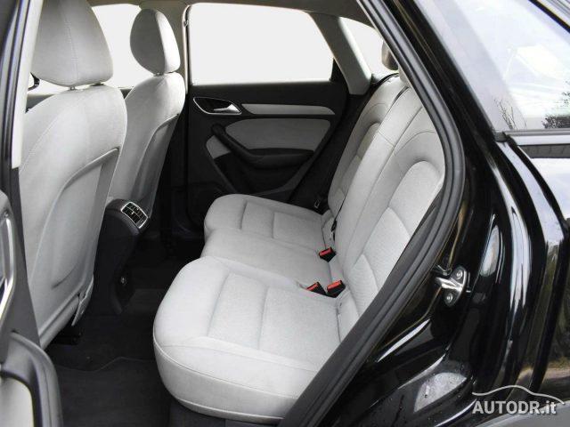 AUDI Q3 2.0 TDI quattro, Navi, Tetto panorama, Retrocamera