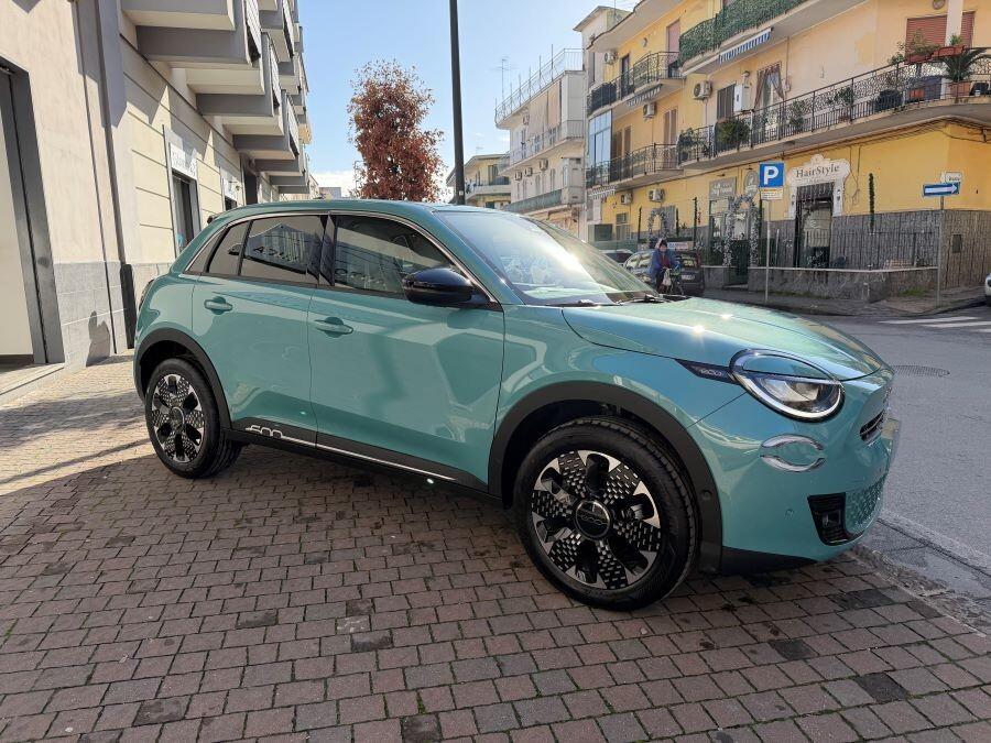 FIAT 600 1.2 HYBRID 110CV AUTOM LA PRIMA NUOVA KM0