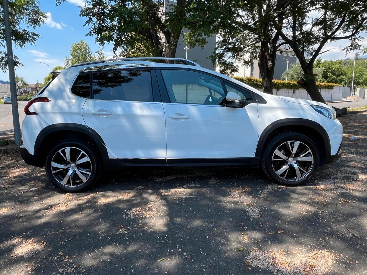 Peugeot 2008 BlueHDi 120 S&S Allure