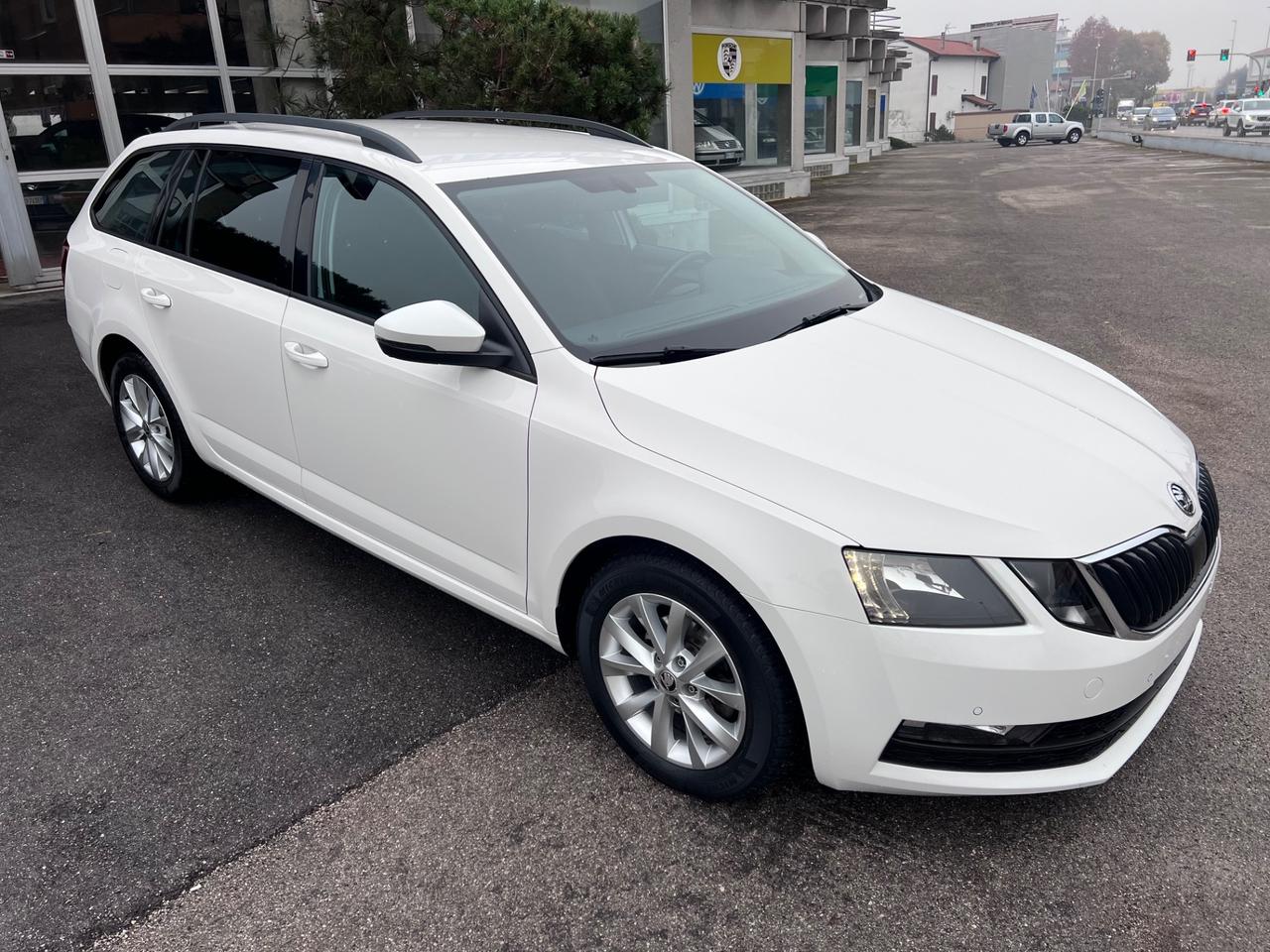 Skoda Octavia 1.6 TDI CR 115 CV DSG Wagon Executive Sport