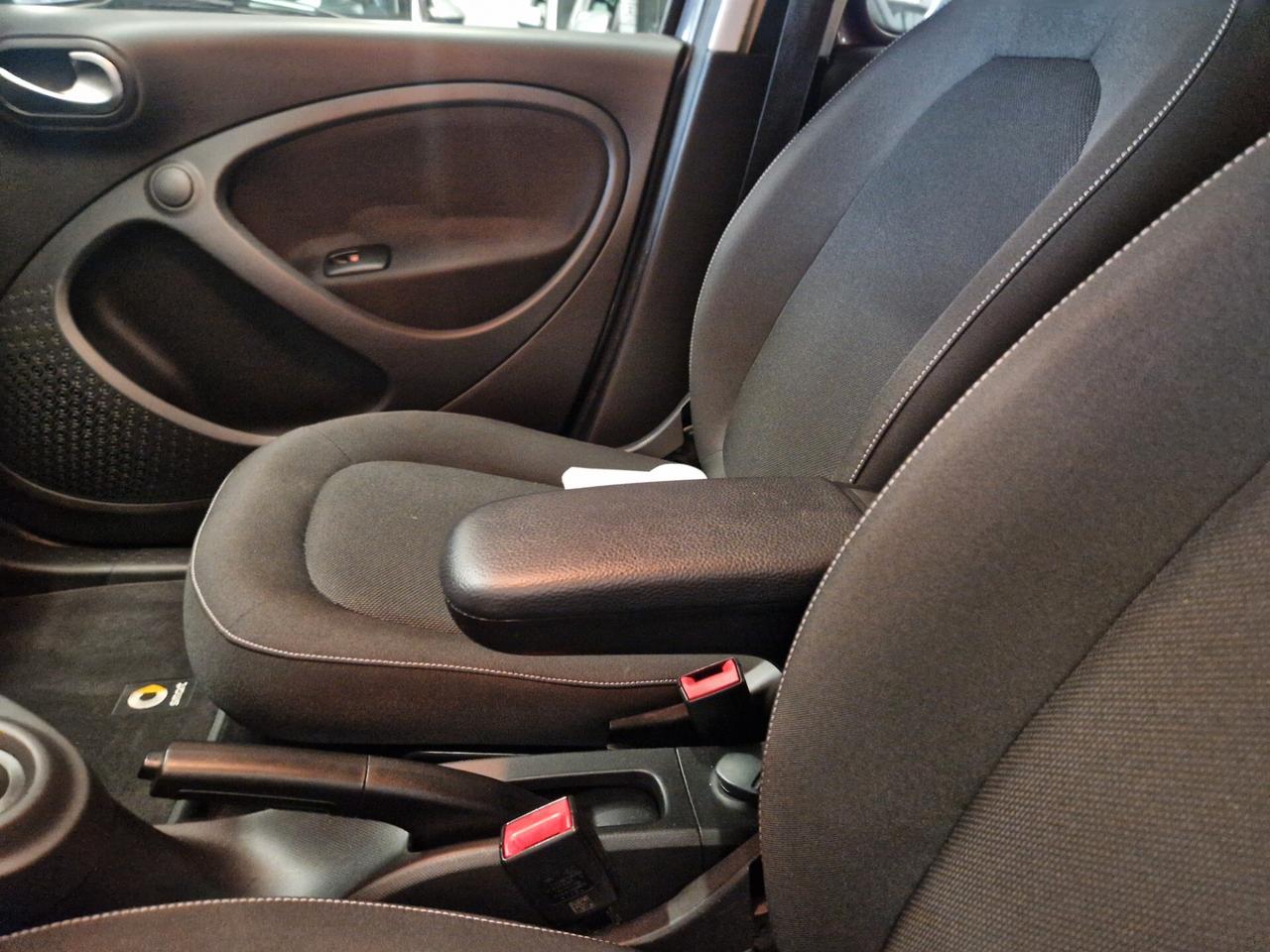 Forfour turbo 90cv automatica fantastica garanzia